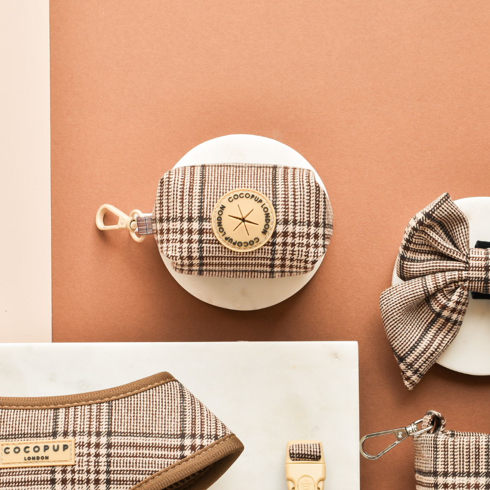 Pup Plaid Hundeposeholder